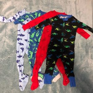 Set of 4 pajamas